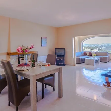 Holiday In Calpe/costa Blanca 26889 بيت للعطل كاليبي